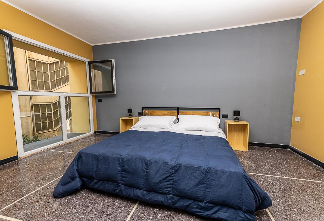 Marathon Hostel Janov Exteriér fotografie